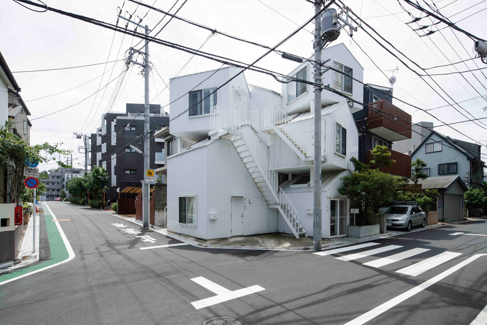ザヘアパートトウキョウ Tokyo Apartment 星 | ブッケン | ROOVICE | ルーヴィス